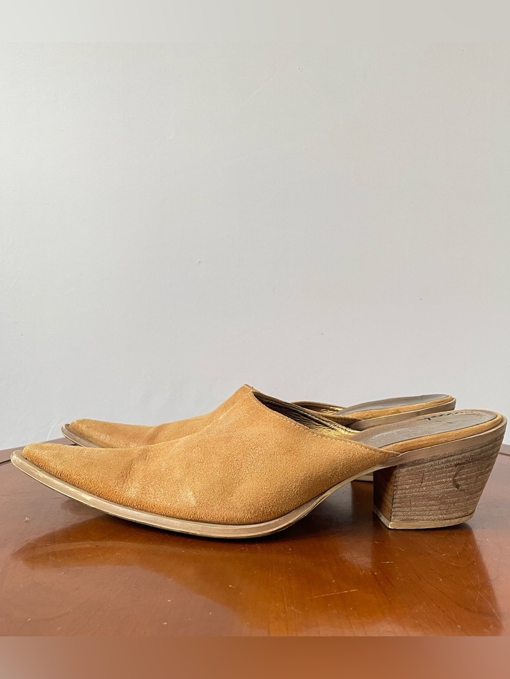 Browns Vintage Pointed-toe Suede Mules | US 8.5 - Picture 3 of 6